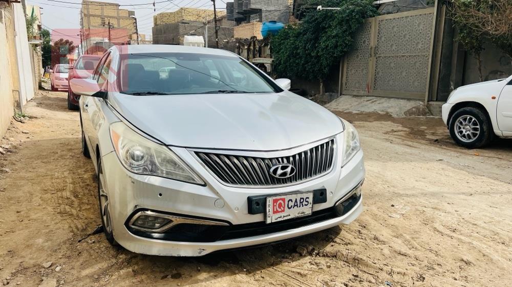 هيونداي أزيرا
